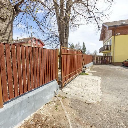 Home Velky Slavkov Luaran gambar